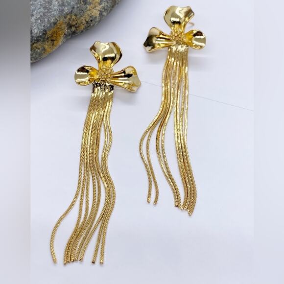 NEW Floral Fringe Earrings - Picture 10 of 14